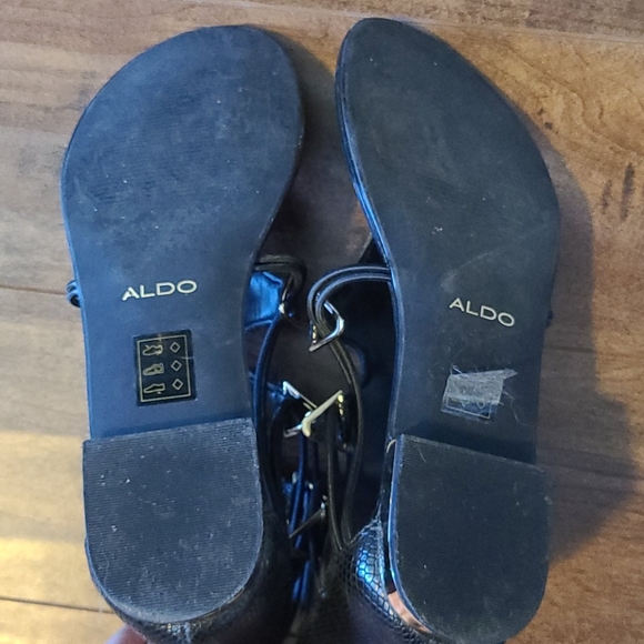 2 for $15 Aldo sandals,  7 - Picture 4 of 8